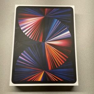 BRAND NEW Apple iPad Pro 5th Gen 256GB, Wi-Fi, 12.9 in - Silver